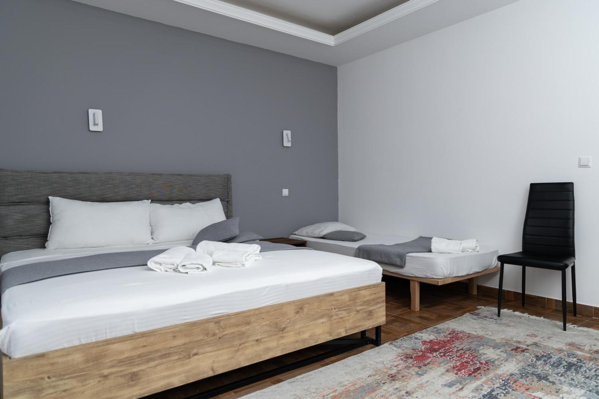 Hotel Denis Prizren Exterior foto